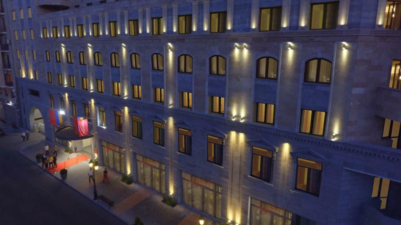 فندق وأجنحة رمادا باي ويندهام 4*